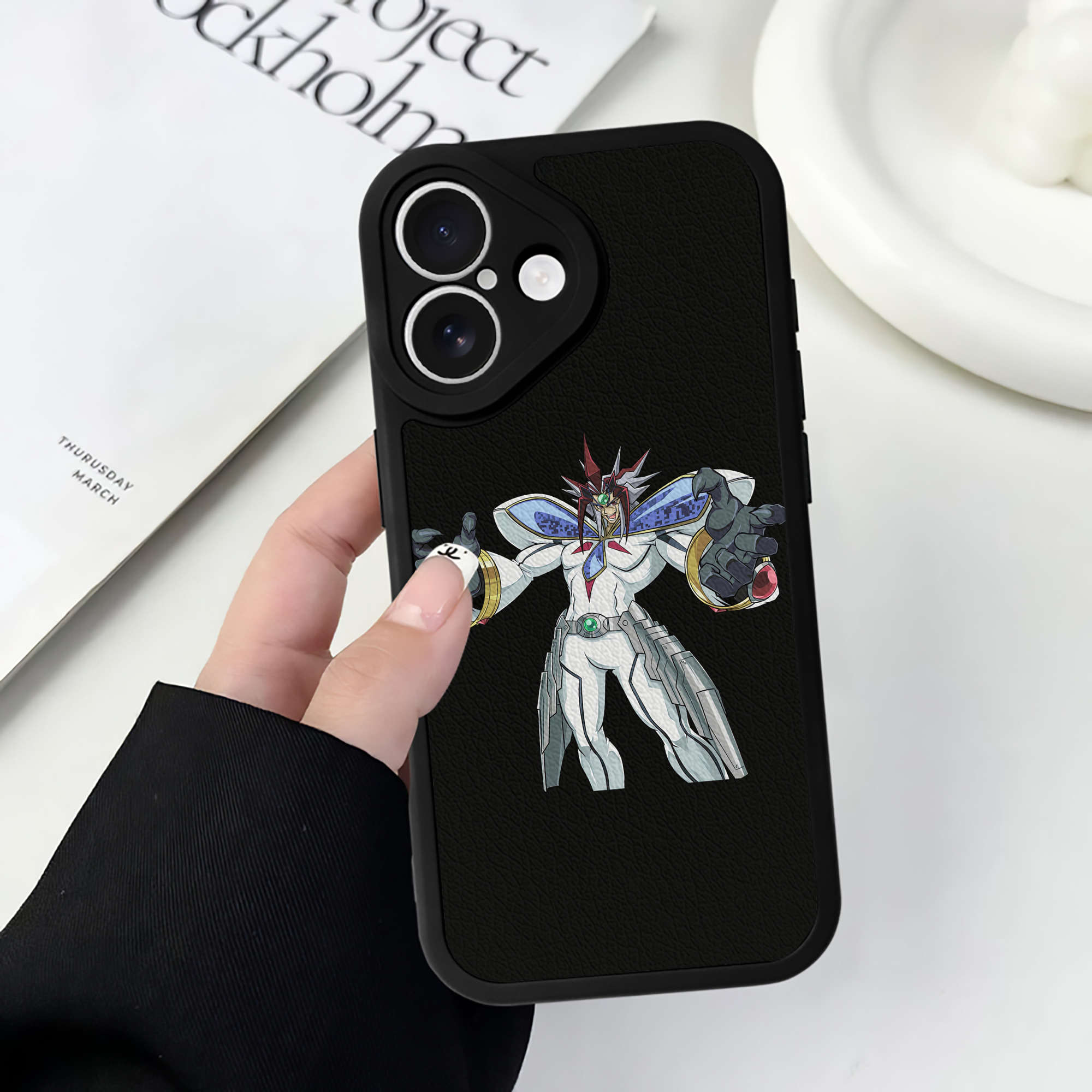 （画像用） 遊☆戯☆王 Yu-Gi-Oh! 【iPhone 16シリーズ対応】シリコンスマホケース（レザー調） 材質：シリコン